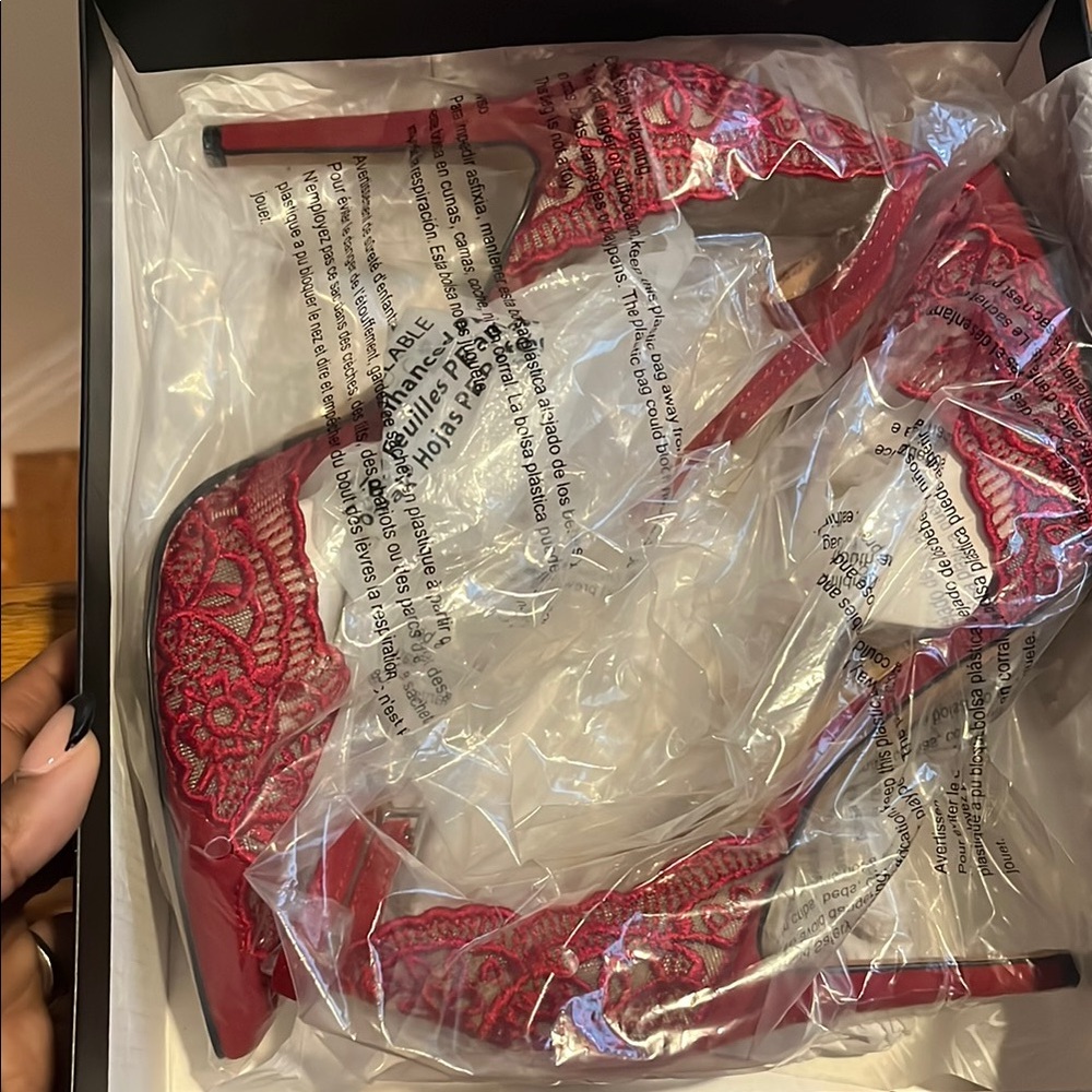 Elegant Red Lace Women's Heels